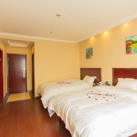 Greentree Inn Taizhou New District Hospital Of People' S Hospital Mingliu Express Hotel Esterno foto