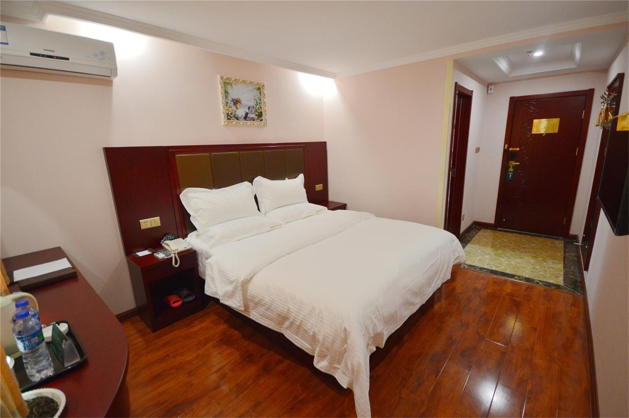 Greentree Inn Taizhou New District Hospital Of People' S Hospital Mingliu Express Hotel Esterno foto