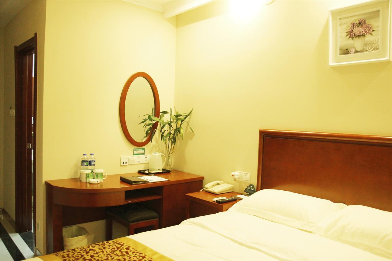 Greentree Inn Taizhou New District Hospital Of People' S Hospital Mingliu Express Hotel Esterno foto